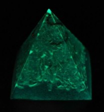 Orgonite piramide quarzo - orgonite,