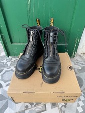 dr martens sinclair, Nere, 38, usate pochissimo, vendo con scatola originale.