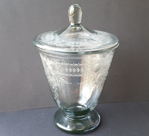 Vaso con coperchio vetro - in,