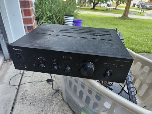 Amplificatore integrato