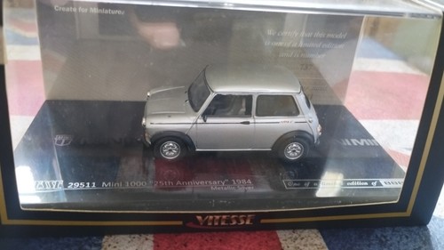 Modellino auto mini 1000