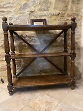 Libreria in legno in stle coloniale portoghese