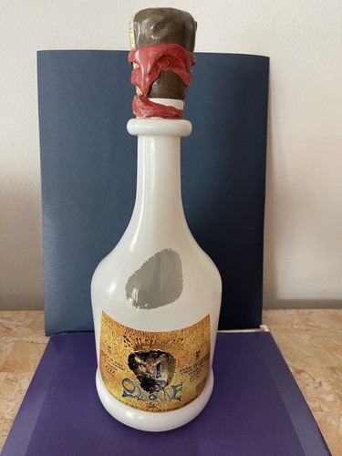 Rara bottiglia brandy - bottiglia, vuota