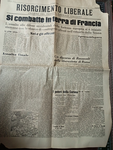Vecchio foglio giornale - vecchio,