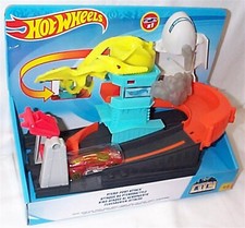 HOT WHEELS PTERO PORT ATTACK