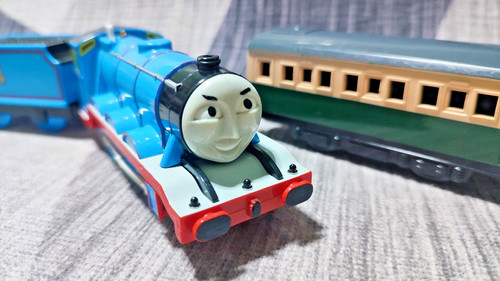 Thomas and friends gordon con - thomas,