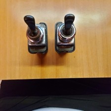 INTERRUTTORE CRUSCOTTO CON LEVETTE IN PLASTICA PER FIAT 500/600/750/850 E COMPAT