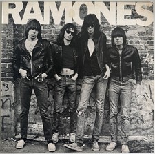 THE RAMONES SELF TITLED VINYL LP SIRE UK 1976 FIRST PRESS EX CONDITION PRO CLEAN