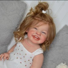 Bambola 28 pollici bella