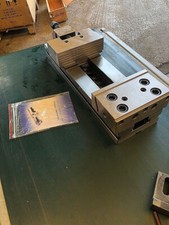 Morsa in acciaio temprato e