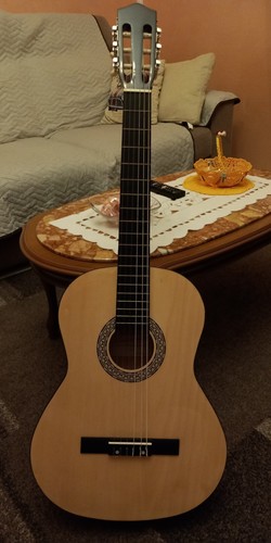 Chitarra per mancini con