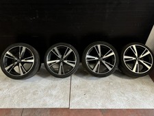 Set 4 Cerchi In Lega Gommati Audi Rs3 (un Cerchio Danneggiato)