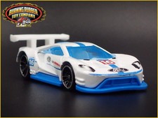 2017-2022 Ford Gt Gara Supercar Ecoboost 1:64 Scala Diorama Modellino