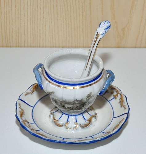Vecchia salsiera ceramica - vecchia, in