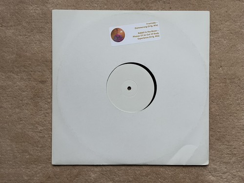 Frontside rabbit the moon - frontside,