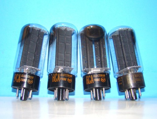 Amplificatore audio radio