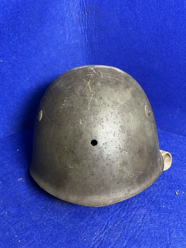 Elmetto italiano m33 - italiano, fori