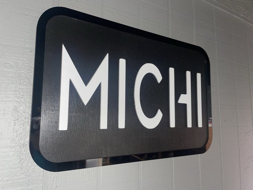 Insegna personalizzata