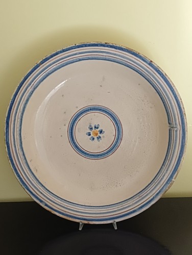Antico grande piatto