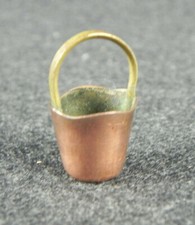 MINIATURA DI PICCOLA PENTOLA IN RAME Casa delle bambole DOLLHOUSE Vintage Epoca