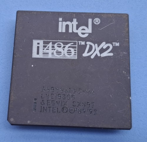 Intel i486 dx2 cpu - dx2‑66,
