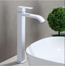 Rubinetto lavabo alto bagno