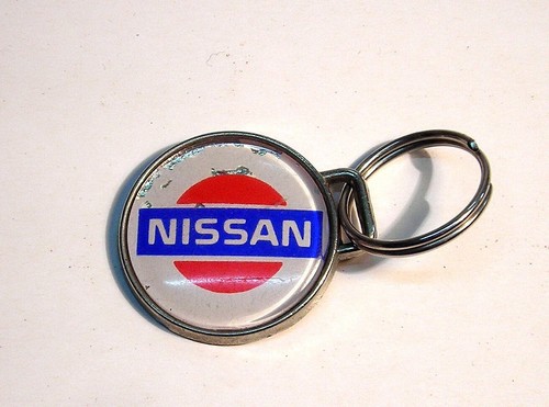 Portachiavi nissan vintage - nissan,