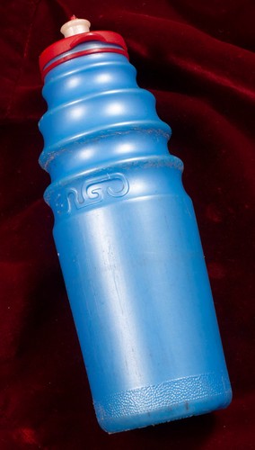 Bottiglia acqua vintage anni