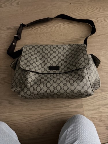 Gucci beige monogram canvas - gucci,