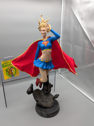 Statua sideshow supergirl - statua,