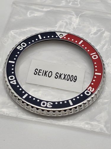 Nos seiko skx 009 - nos, bezel