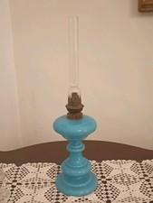Antica Lampada ad Olio in Vetro Opalino Azzurro Vintage