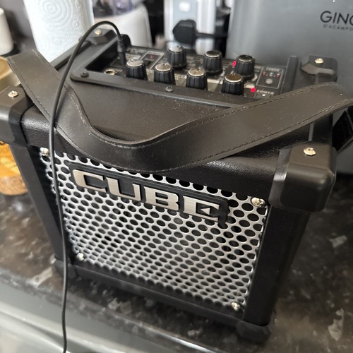 Roland micro cube - roland,