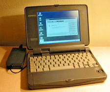 Vintage Compaq Contura Aero