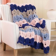 Bernat® Vintage Ventaglio Ripple Coperta Kit all'uncinetto