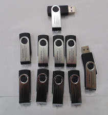 Dieci NUOVE unità USB da 32