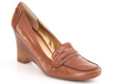 New BANDOLINO Women Brn Leather High Wedge Heel Casual Loafer Pump Shoe Sz 8.5 M