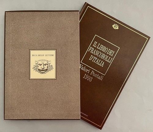Libro dei francobolli - libro,