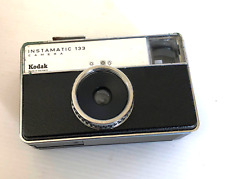 KODAK INSTAMATIC 133 CAMERA completa di custodia originale
