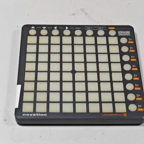 Controller novation launchpad - controller,
