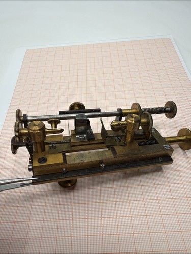 Vecchio attrezzo orologiaio - da,