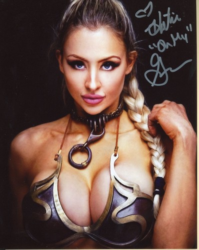 Katie gannon autografata 8x10 - katie,