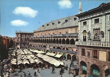 Padova Piazza delle Elbe e Mercatino Piazza del Mercato