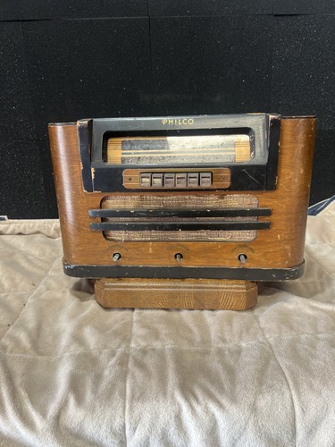 Antica radio philco - -, solo