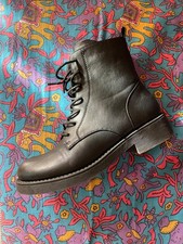 Anfibi donna neri, num. 39