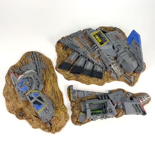 Crashed aquila lander - x1,