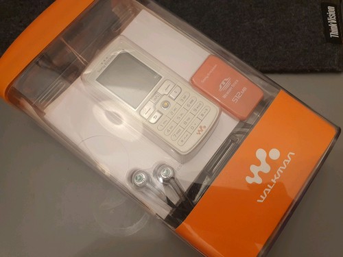 Sony ericsson walkman w800i - ericsson,