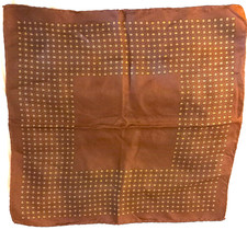 * POCHETTE SOIE OU FOULARD