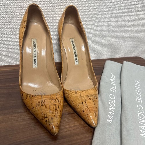 Manolo blahnik decolte - blahnik, design