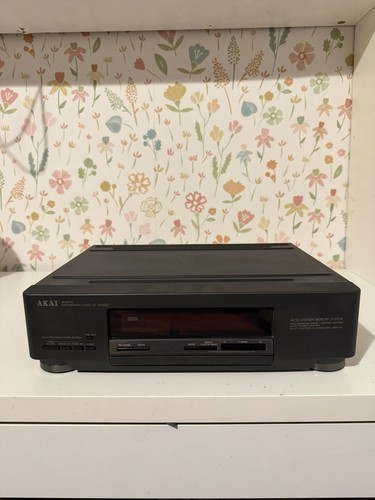 Akai m600 quartz - at-m600,